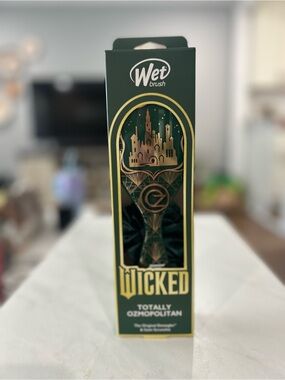 Wet Brush Wicked Totally Cosmopolitan Detangling Hair Brush - Green